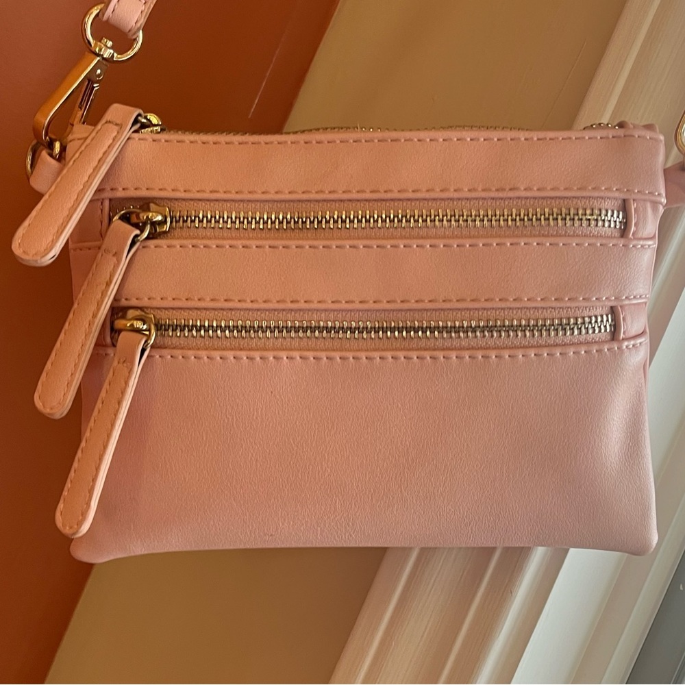 Small Pink Purse with Gold zipper and adjustable shoulder strap